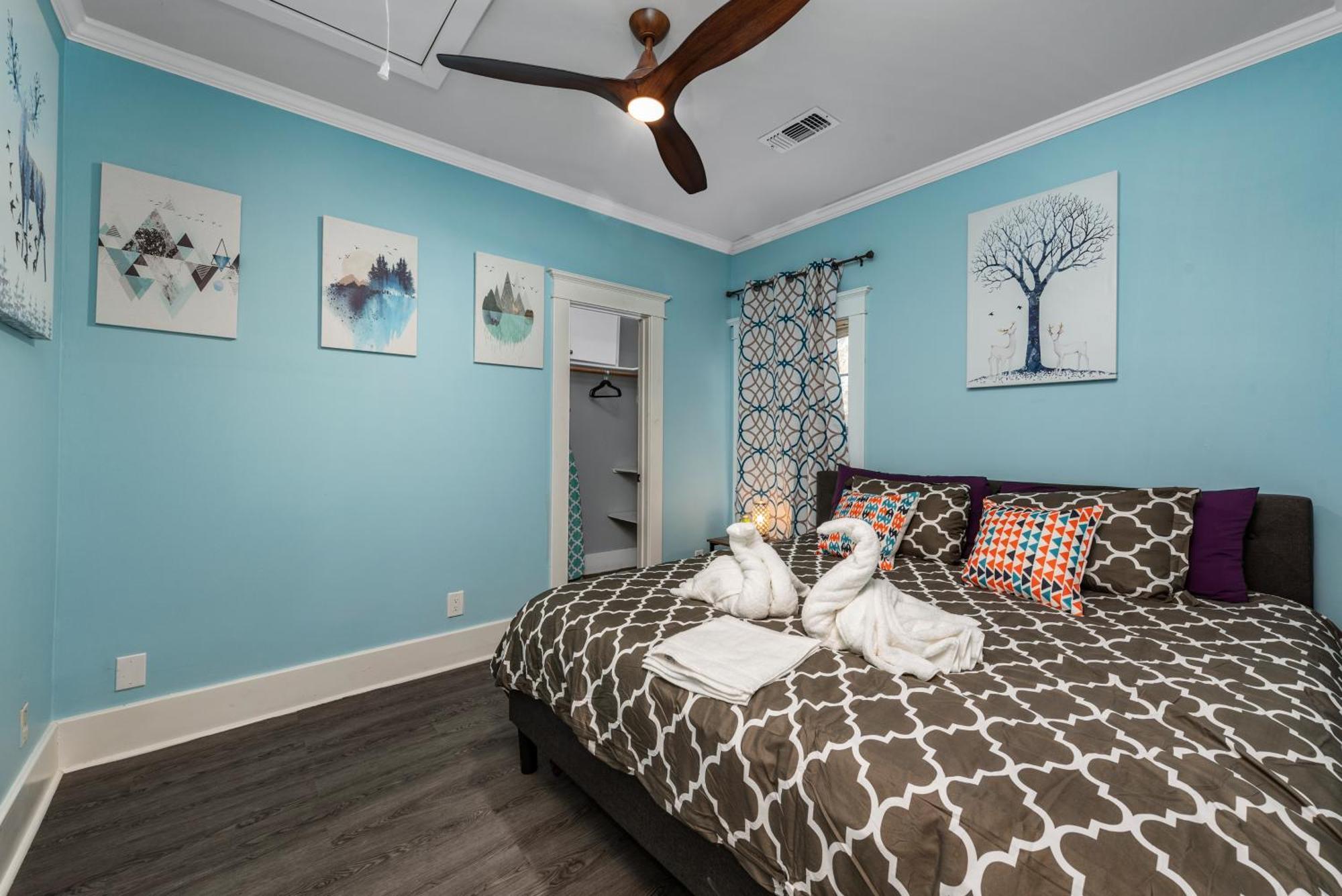 Apartamento Spacious 1-br Midtown With King Bed & Free Parking Houston